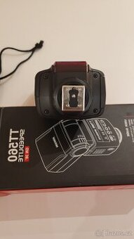 Blesk Neewer TT560 Speedlite - 6