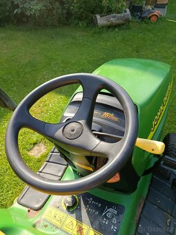 John Deere lt166 twin 16hp Tlakově mazaný - 6