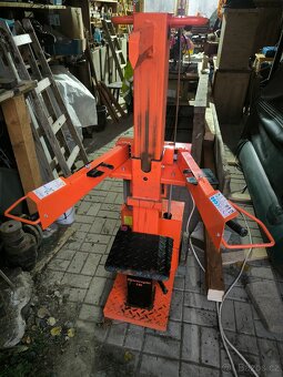 Štípačka na dřevo 10t - 6