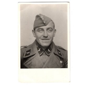 Fotografie vojáků Wehrmacht / Luftwaffe originál WH LW - 6