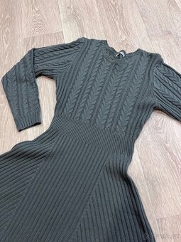 Svetrové šedé pletené šaty 38 - 6