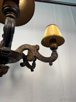 Masivní dřevěný starožitný lustr (136025) - 6