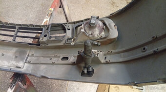 Škoda Octavia II - přední nárazník - 6