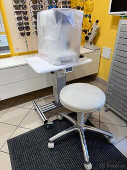 Zdravotní profesionální otočné židle, kožené. TOP STAV - 6