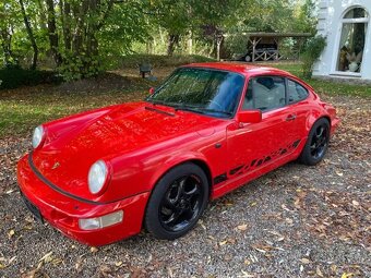 Porsche 911 Carrera 4 z roku 1990 - 6