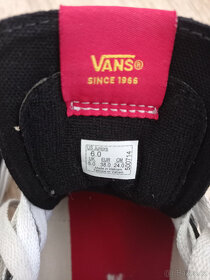 BOTY VANS - 6