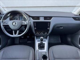 Škoda Octavia 1,6 TDI 85kW původ ČR 1.maj - 6