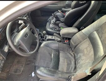 Volvo v40 1.8gdi - 6