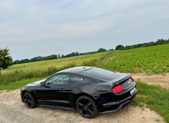 Prodám Ford Mustang Ecoboost 2.3 - 6