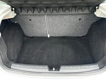 Seat Ibiza 1.4i 63kw , r.2008, STK, klimatizace - 6