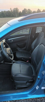 Dacia Spring, dojezd 150-250km, rychlonabíjení CCS - 6