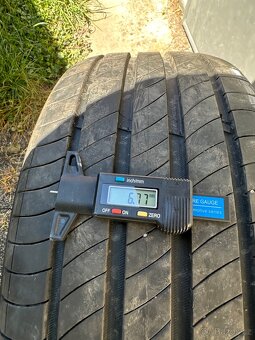 Kusovka: letní pneu: 225/45/R17 Michelin - 6