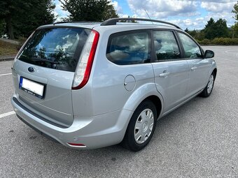 Ford Focus Combi 1,6 74kW r.v. 2009 - 6