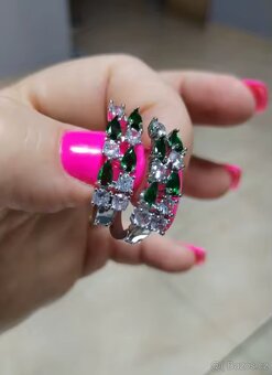 Nové dámské stříbrné náušnice zelené 925 třpytivé s kamínky - 6