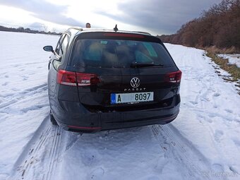 Volkswagen Passat Variant Business 2.0 TDI 110 kW DSG - 6