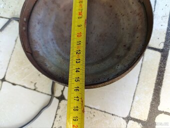 Plechové poklice Peugeot 202 - 6