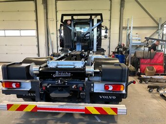 Hákový nosič kontejnerů - 6