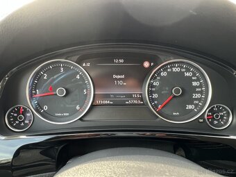 Volkswagen Touareg 3.0TDi193KwR-Line,173 tkm, cena s DPH - 6