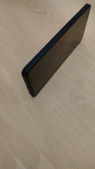 Oppo Reno6 5G - 2100 Kč - 6