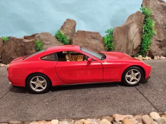 prodám model 1:18 ferrari 612 scaglietti - 6