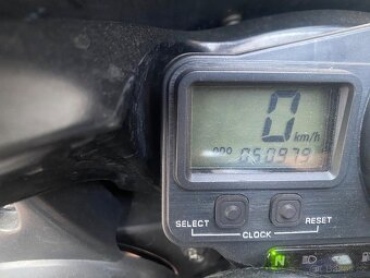 Yamaha R6 - 6
