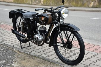 Historický motocykl Magnat Debon s krásnou patinou - 6