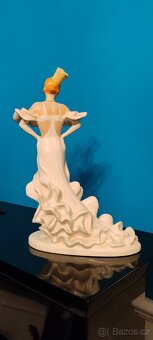 Royal Dux Art Deco dívka - soška - 6