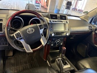 Prodám Toyotu Land Cruiser 150 - 6