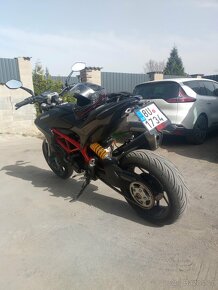 Ducati hypermotard 821 - 6
