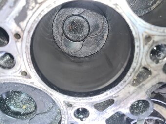 Blok motora 2.5 tdi, 128 kW, VW Touareg 7l - 6