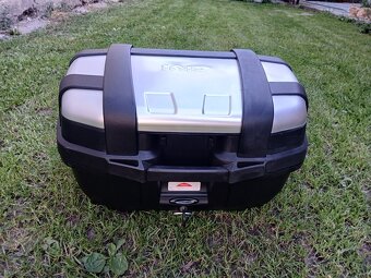 Vrchní kufr Givi Trekker TRK 52N + plotna - 6