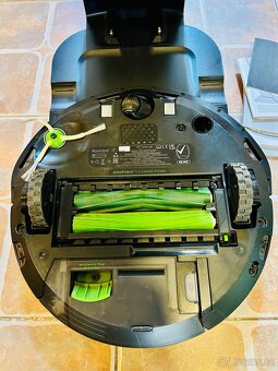 iRobot Roomba i7+ - 6