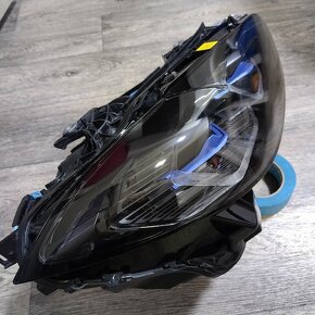 BMW M4 G22 G23 G82 LASER BLACK 9500928
- 6