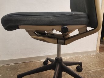 Kancelárska zidle Vitra ID soft - 6