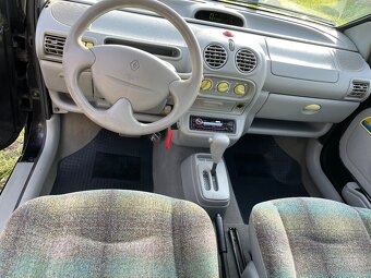 Renault Twingo 1.2 AUTOMAT - 6