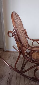 Prodám hupací křeslo ratanové - 6