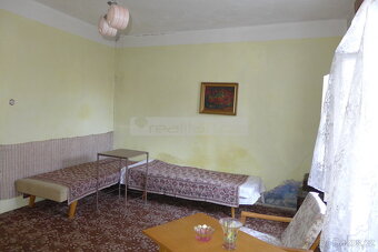 Prodej útulného rodinného domku se zahradou ve Staňkově - 6