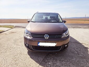 Volkswagen Touran 1,4tsi Highline model 2012 - 6