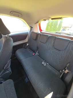 Toyota Yaris, 1.0i 3dv 2. maj - 6
