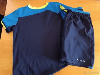 Dětské sportovní oblečení a boty Decathlon - 6