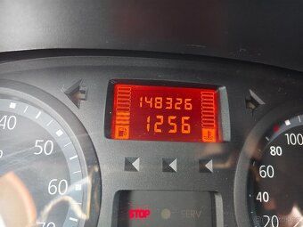 Renault Clio - 6