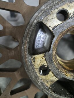 Alu disky Exip R15 dvourozměrné - 6