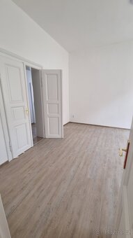 Krásný byt v centru Jičína. - 6