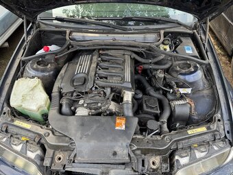 Náhradní díly e46 330d 135kw - 6