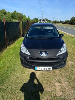 Peugeot 207 1,6 - 6