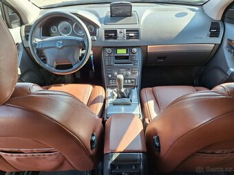Volvo XC90, D5 7. míst MANUÁL - 6