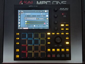 Akai MPC One - 6
