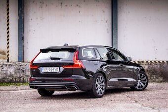 Volvo V60 T6 Recharge AWD A/T, Full LED, Ťažné - ODPOČET DPH - 6