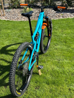 Celoodpružené karbonové kolo Ibis RipMo V2 Factory 29“ - 6