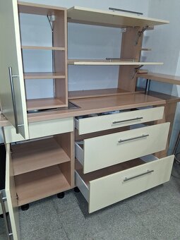 Linka kuchyňská s barovým pultem - 6